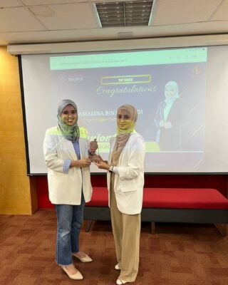 Q1 Performance Award for team Zahin Solutions, Eclat & FM Group. 

Congratulations to all TOPPERs for Q1. Let’s continue to work hard & smart! 

 “Success doesn’t come from what you do occasionally. It comes from what you do consistently.” 

#joinus
#MDRT
#MillionDollarAgency
#milliondreams